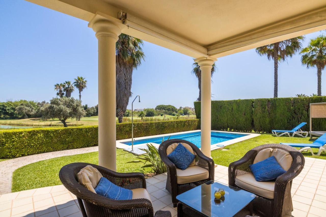 Villa Lujo Olivanova Golf Met エクステリア 写真